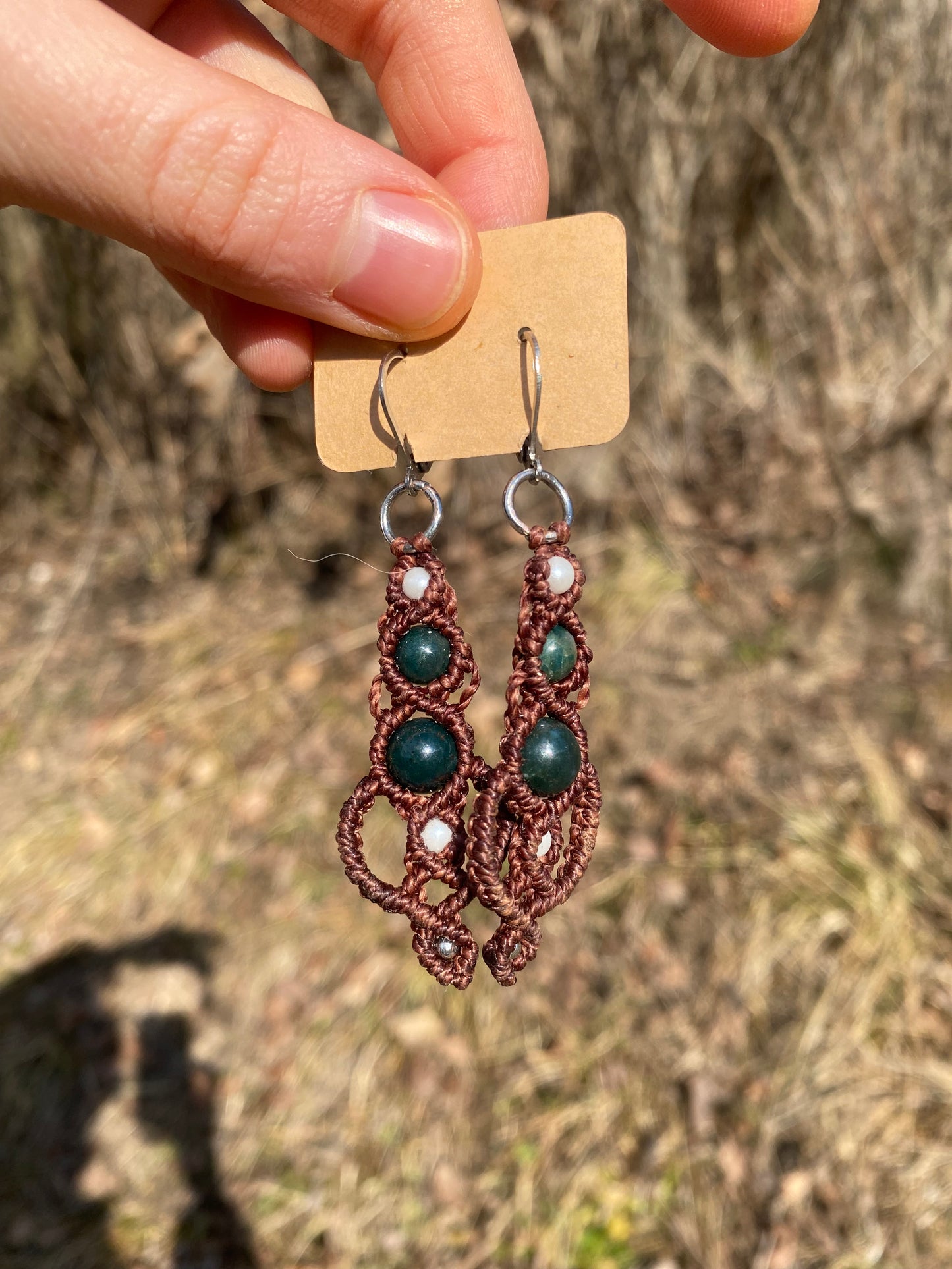 Macramé earrings with Indian agate