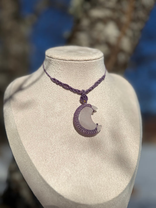 Fliedermond (Rosenquarz)